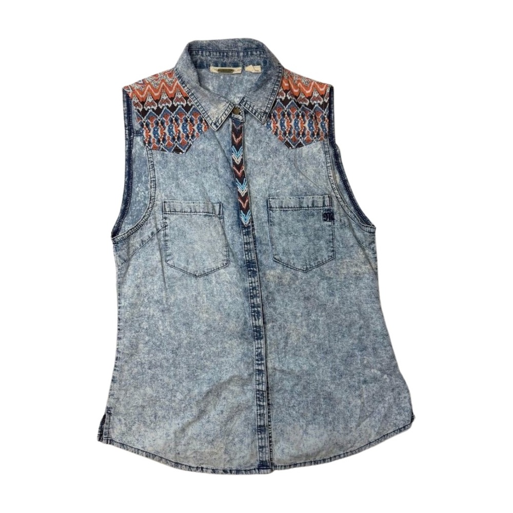 Miss Me Beaded Aztec Trim Denim Vest Women’s Large Blue Sleeveless 100% Cotton - Picture 2 of 13